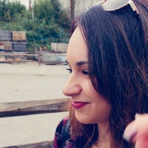 Meet your Posher, Danielle